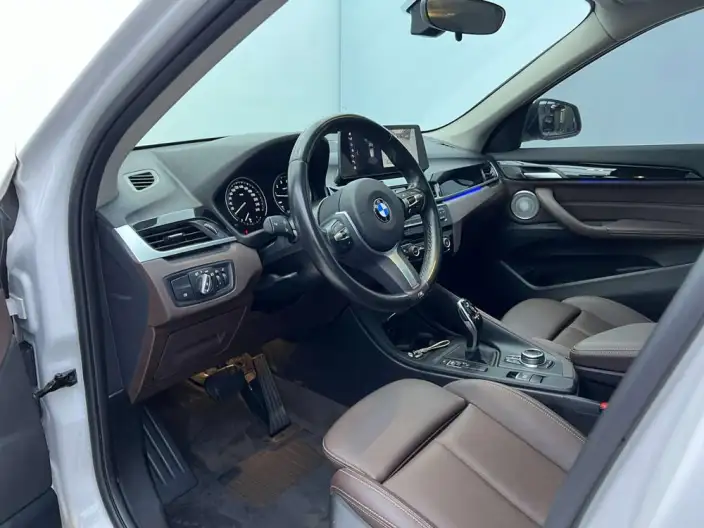 BMW X1 2022 Model sDrive25Li Leading Model – фото 8