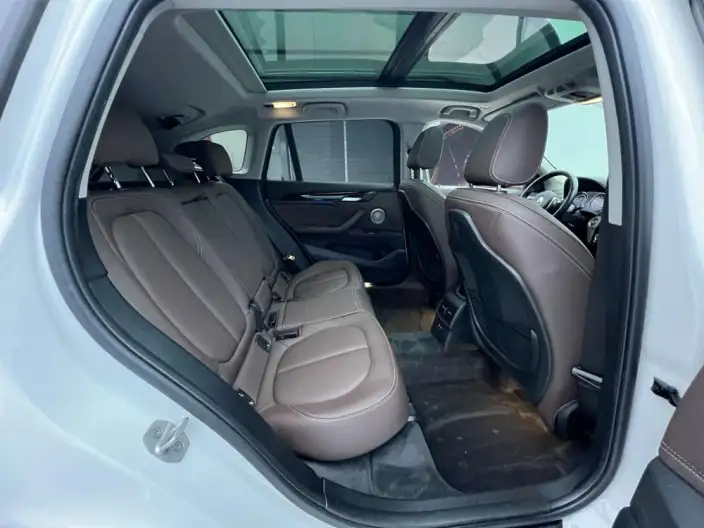 BMW X1 2022 Model sDrive25Li Leading Model – фото 9