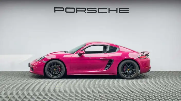 Porsche 718 2023 Model Cayman 2.0T