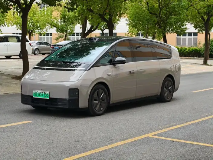 Li Auto MEGA 2024 Model Ultra Edition