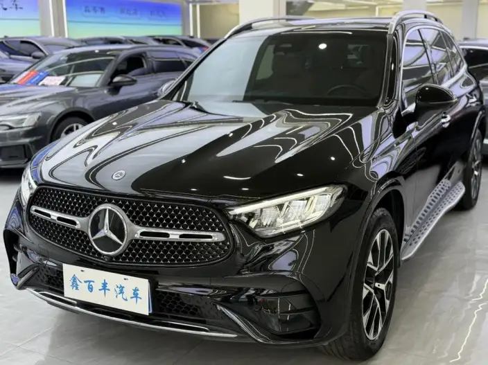 Mercedes-Benz GLC 2023 Model GLC 260 L 4MATIC Luxury Model 5 seat