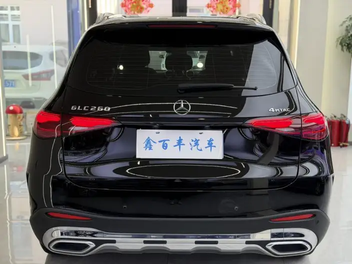Mercedes-Benz GLC 2023 Model GLC 260 L 4MATIC Luxury Model 5 seat – фото 5