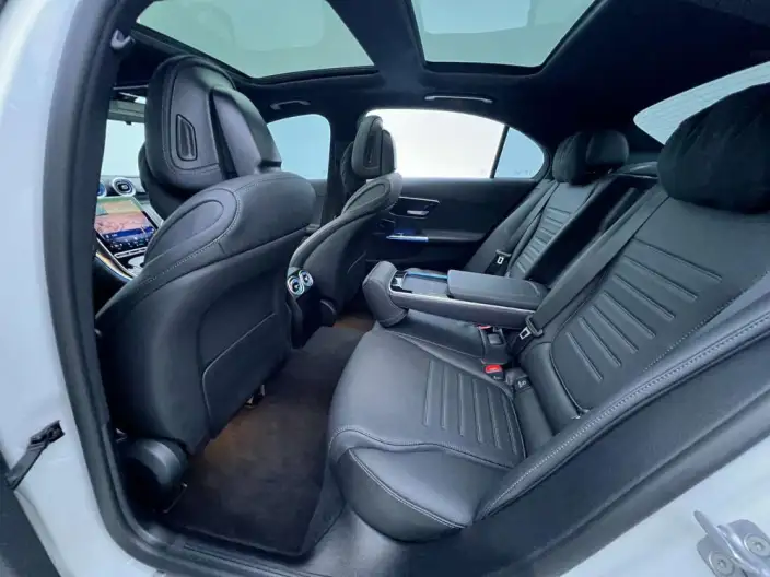 Mercedes-Benz C-Class 2025 Model C 260 L Sports Edition – фото 9