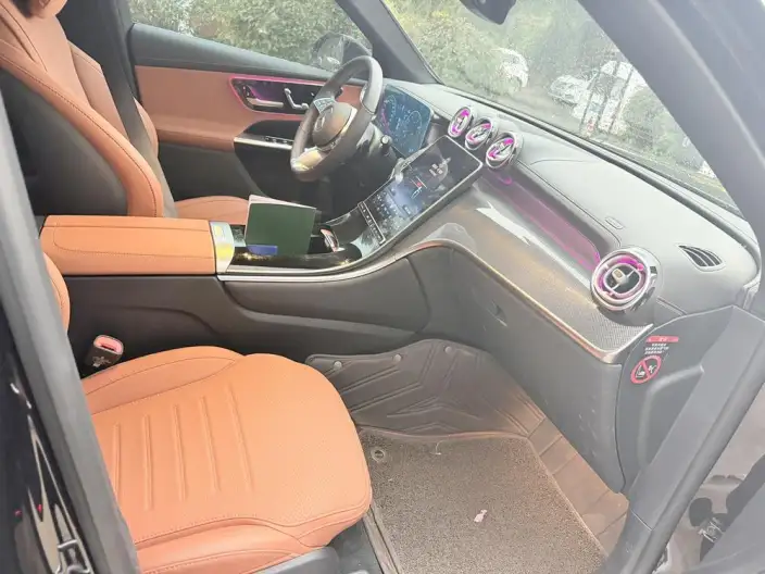 Mercedes-Benz GLC 2025 Model Facelift GLC 260 L 4MATIC Dynamic Model 5 seat – фото 6