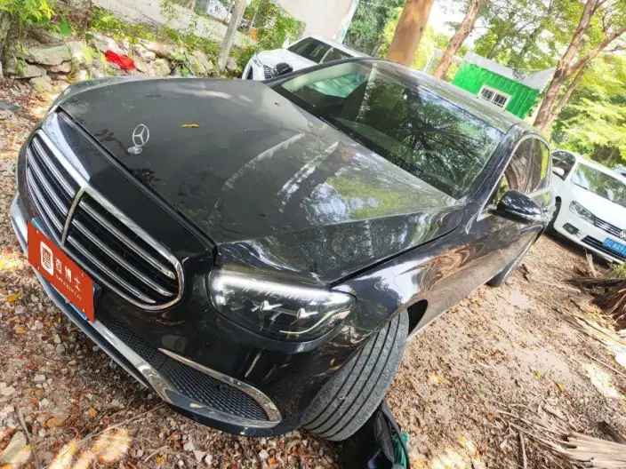 Mercedes-Benz E-Class 2022 Model Facelift II E 260 L sedan – фото 5