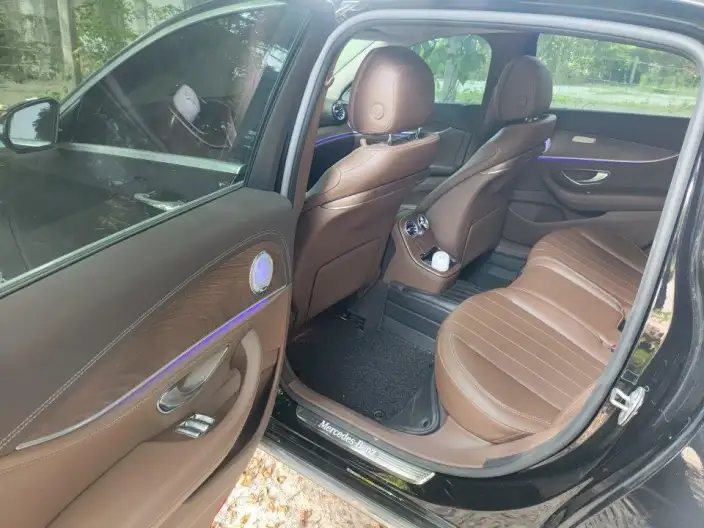 Mercedes-Benz E-Class 2022 Model Facelift II E 260 L sedan – фото 9