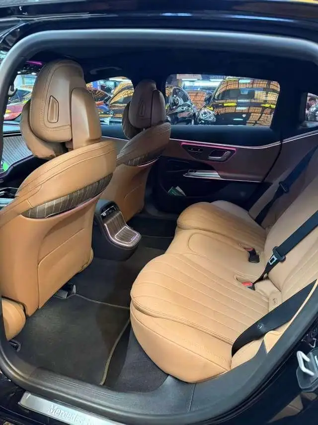Mercedes-Benz E-Class 2024 Model E 300 L Fashion Model sedan
