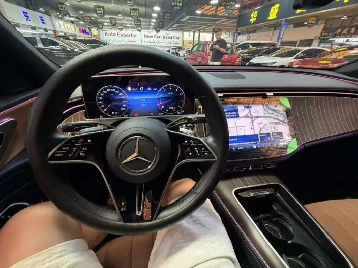 Mercedes-Benz E-Class 2024 Model E 300 L Fashion Model sedan – фото 8