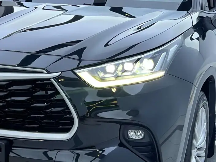 Toyota Highlander 2022 Model 380T 4WD Premium Edition 7 seat – фото 5