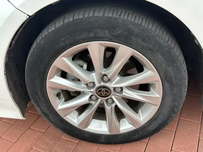 Toyota Corolla 2023 Model Intelligent Hybrid 1.8L E-CVT Elite Edition – фото 6