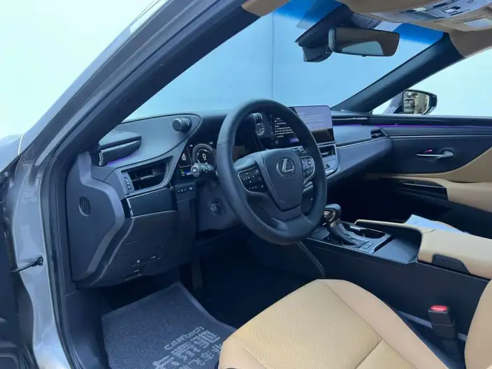 Lexus ES 2022 Model 300h Premium – фото 9