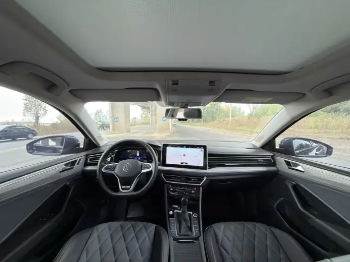 Volkswagen Sagitar 2023 Model 280TSI DSG Beyond Edition – фото 9