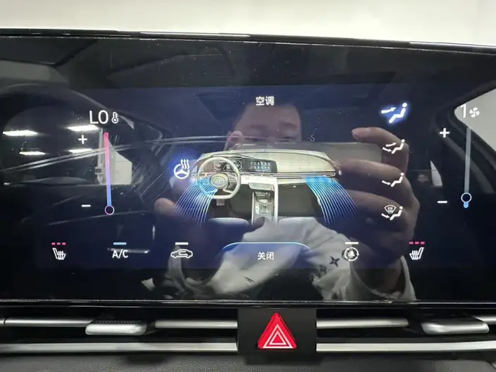 Hyundai Ioniq 2022 Model 1.5L CVT LUX Premium Edition – фото 6