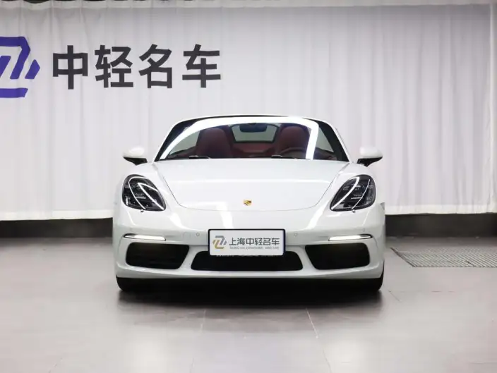 Porsche 718 2023 Model Boxster 2.0T