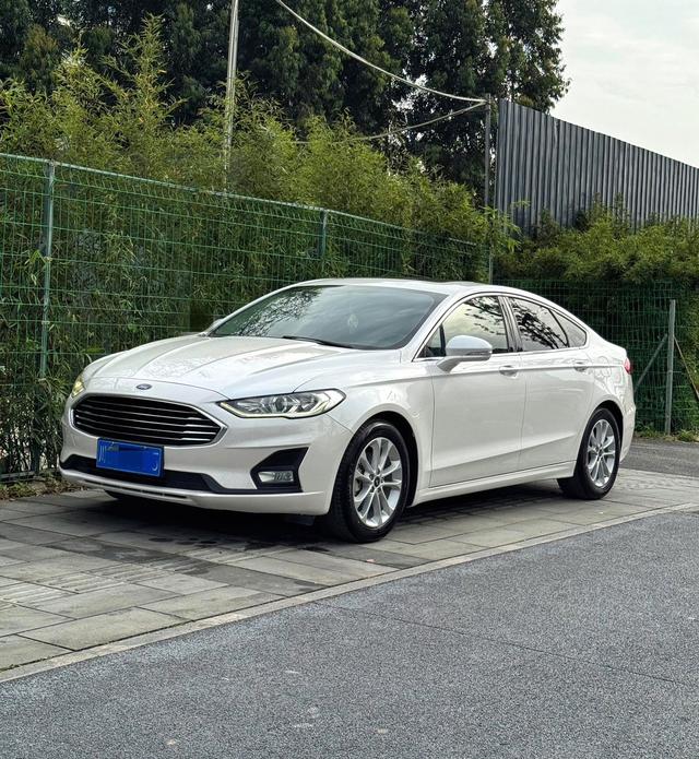 Ford Mondeo 2020 EcoBoost 180 Fashion – фото 1