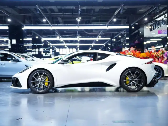 Emira 2022 Model 3.5T V6 First Edition – фото 9