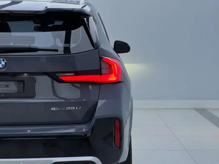 BMW X1 2023 Model sDrive25Li M Sports Set – фото 5