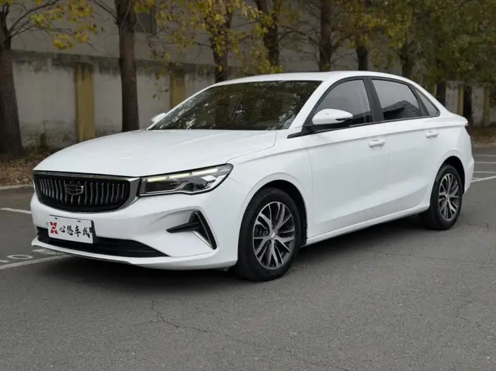 Geely Emgrand 2022 Model No. 4 Gen 1.5L CVT Luxury Model – фото 1