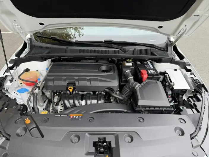 Geely Emgrand 2022 Model No. 4 Gen 1.5L CVT Luxury Model – фото 9