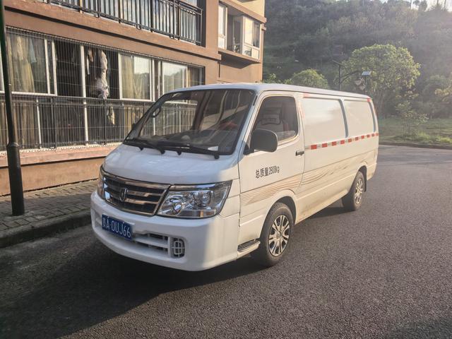 Jinbei Hiase 2020 2.0L Express King Series Luxury Van Standard Roo f China VI 1TZS