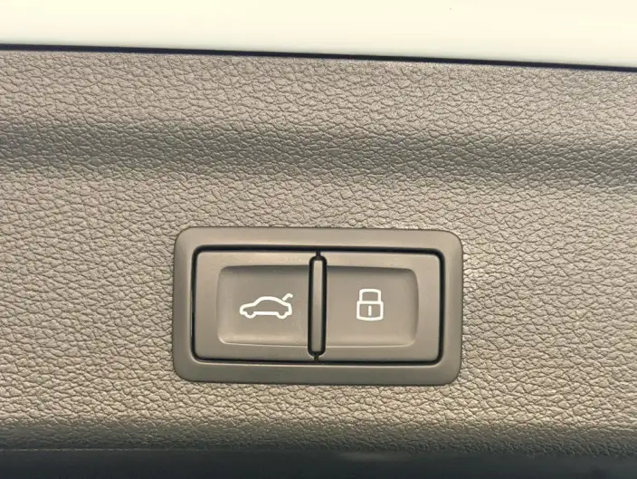AUDI Q3 2022 Model 35 TFSI Fashion Dynamic Model – фото 8