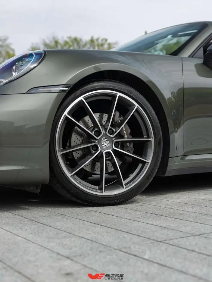 PORSCHE 911 2022 Model Targa 4 3.0T – фото 8