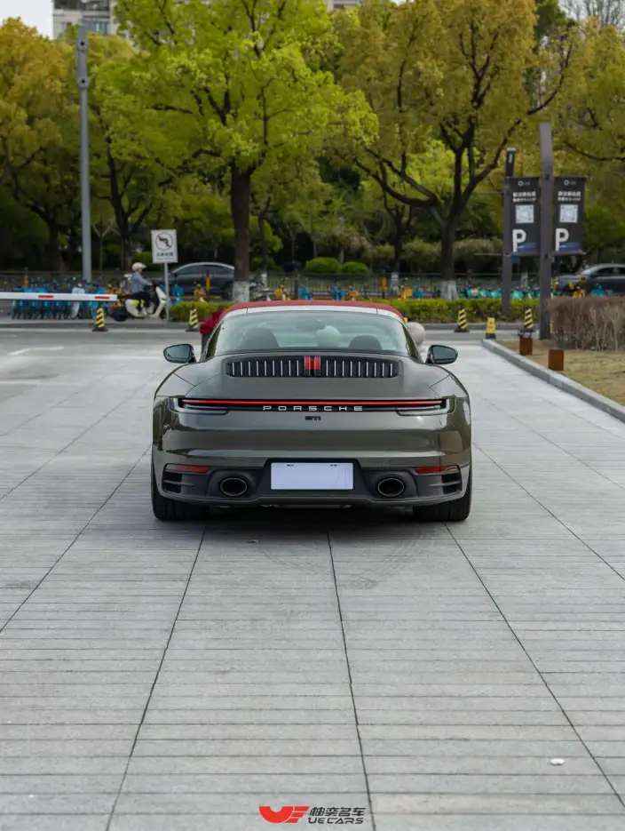 PORSCHE 911 2022 Model Targa 4 3.0T – фото 10