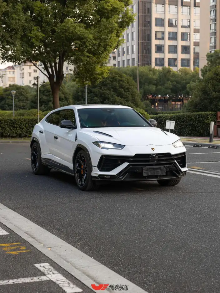 Urus 2022 Model 4.0T V8 Performante