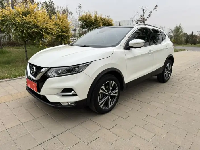 Nissan Qashqai 2022 Model 2.0L XV Prem. Deluxe Edition