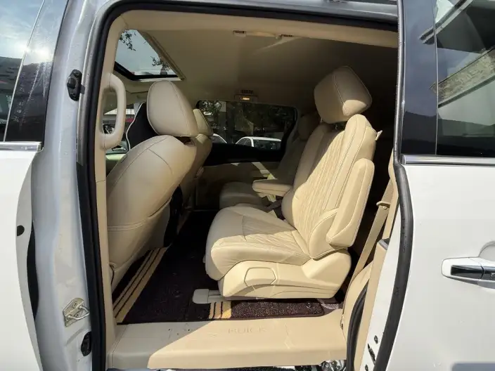 Buick GL8 2023 Model Business class 2.0T Luxury Model – фото 9