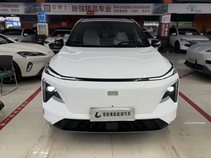 Geely Galaxy L7 2023 Model 1.5T DHT 115km Galaxy – фото 2