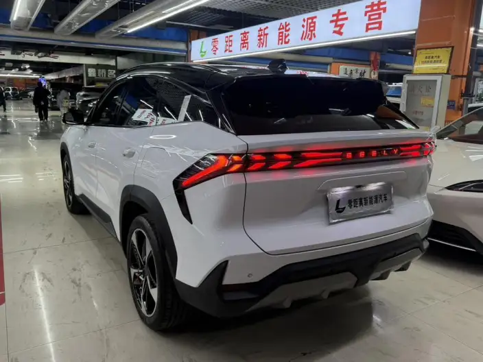Geely Galaxy L7 2023 Model 1.5T DHT 115km Galaxy – фото 4