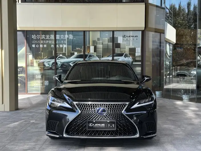 Lexus LS 2021 Model 500h Superior Edition