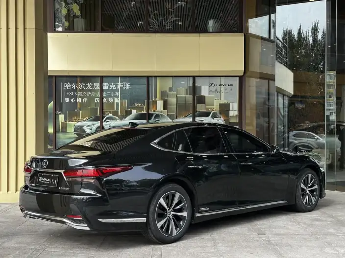 Lexus LS 2021 Model 500h Superior Edition – фото 5