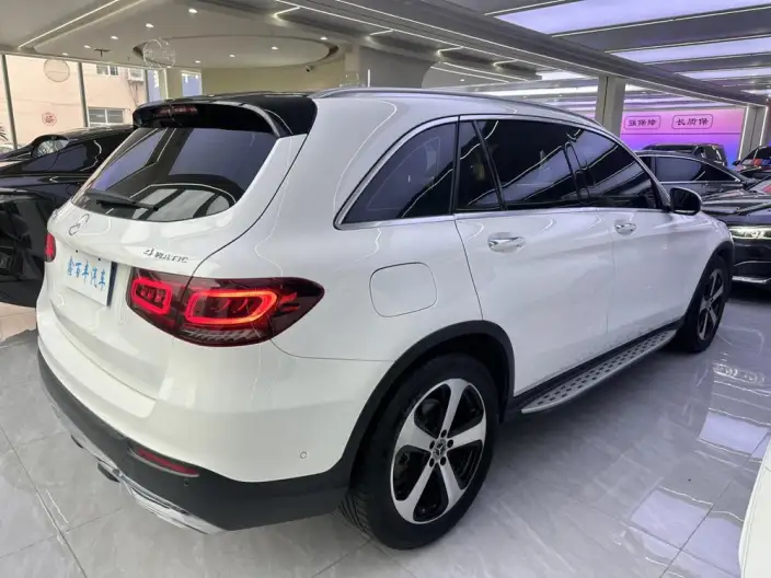 Mercedes-Benz GLC 2022 Model GLC 260 L 4MATIC Dynamic Model – фото 6