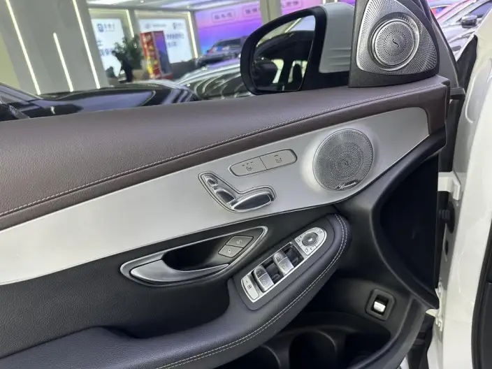 Mercedes-Benz GLC 2022 Model GLC 260 L 4MATIC Dynamic Model – фото 8