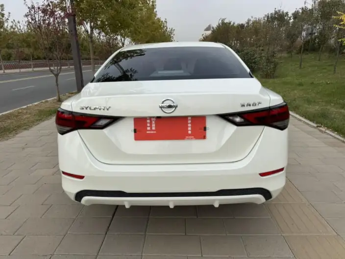 Nissan Sylphy 2022 Model 1.6L XL CVT Yuexiang Edition – фото 5