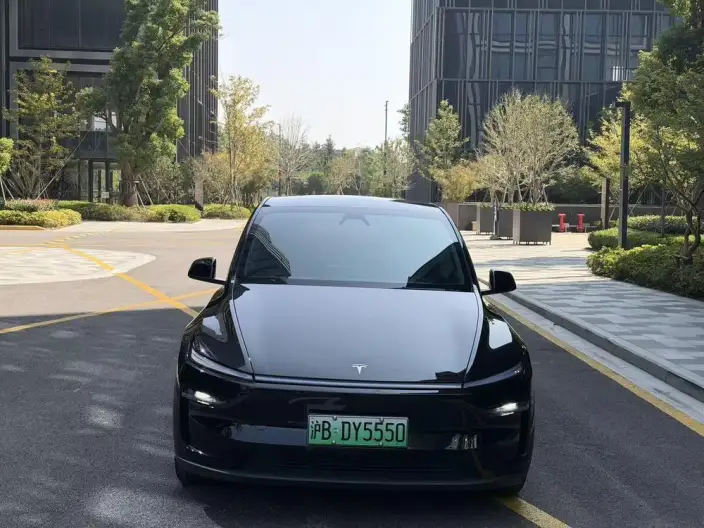 Model Y 2025 Model Rear-wheel drive version