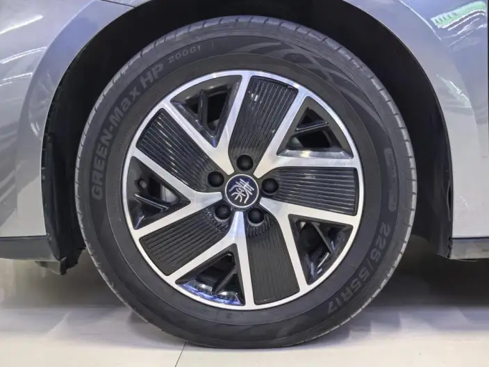 QinL DM 2024 Model DM-i 120KM Leading Model – фото 7