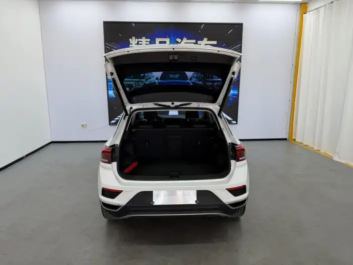 Volkswagen T-Roc 2021 Model 280TSI DSG 2WD Comfort Zhilian Edition – фото 7