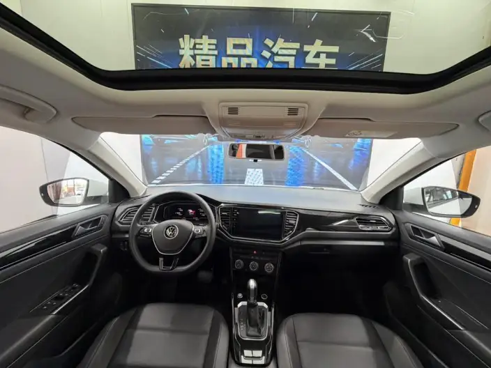 Volkswagen T-Roc 2021 Model 280TSI DSG 2WD Comfort Zhilian Edition – фото 9