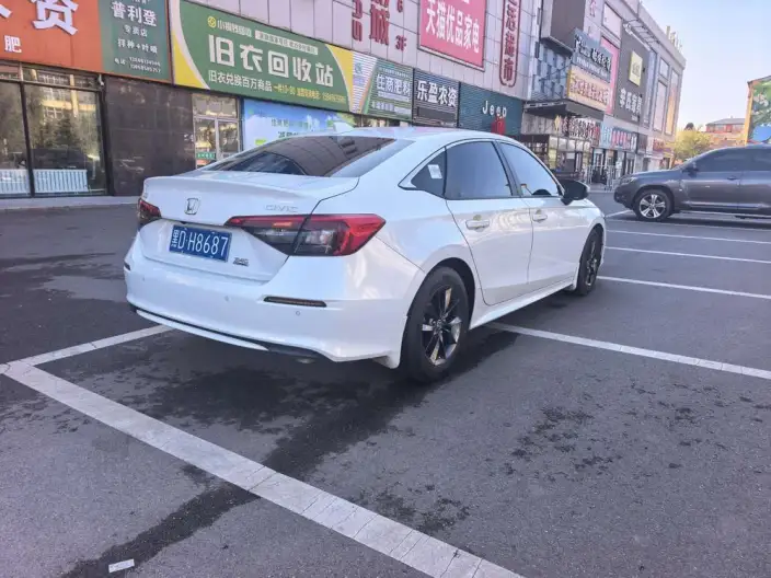 Honda Civic 2022 Model 240TURBO CVT Dynamic Edition – фото 6