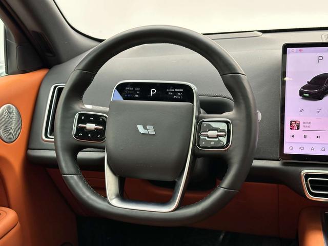 Li Auto L8 2023 Pro – фото 12