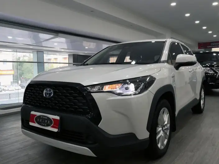 Toyota Corolla Cross 2023 Model 2.0L CVT Elite Edition – фото 1
