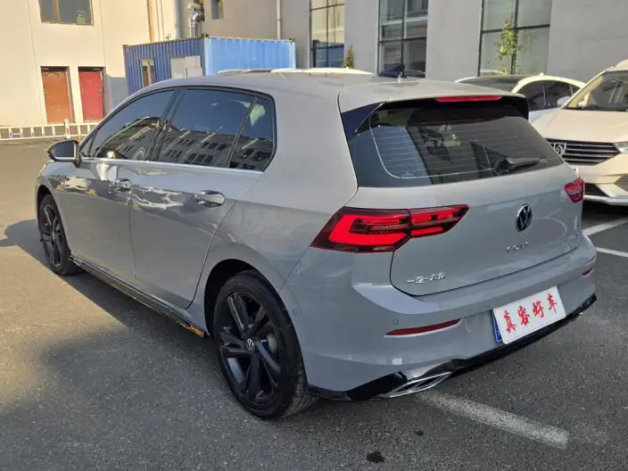 Volkswagen Golf 2021 Model 280TSI DSG R-Line – фото 5