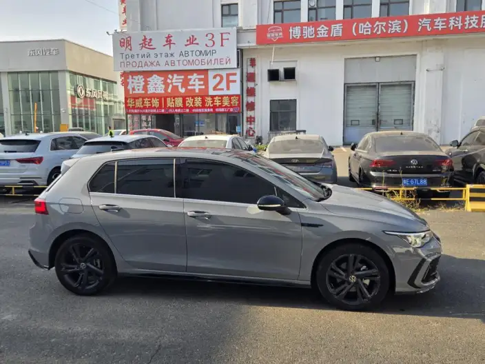 Volkswagen Golf 2021 Model 280TSI DSG R-Line – фото 8