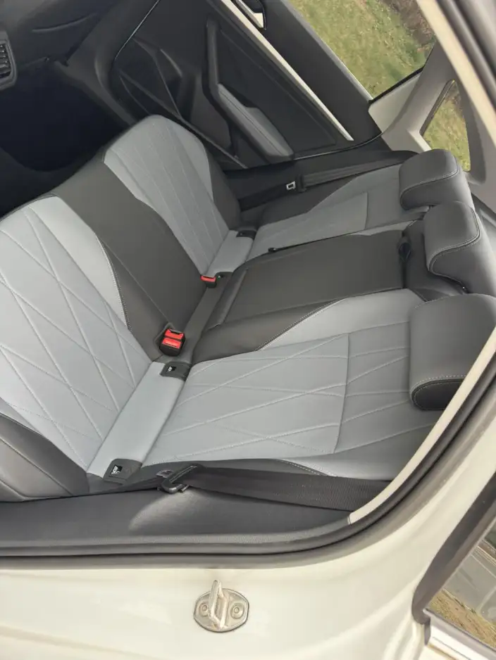 Volkswagen Lavida 2023 Model 1.5L Automatic Starry Sky Five Million Edition – фото 9
