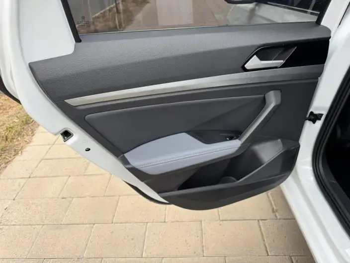Volkswagen Lavida 2023 Model 1.5L Automatic Starry Sky Five Million Edition – фото 10