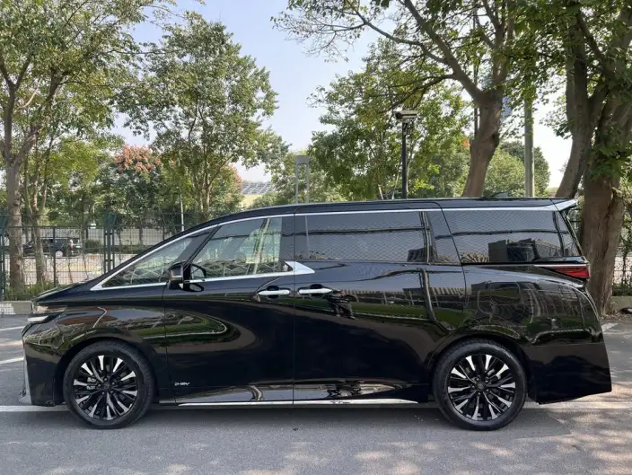 Vellfire 2023 Model Toyota Crown 2.5L Intelligent Hybrid 4WD Supreme Executive Edition – фото 4