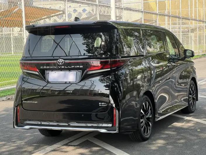 Vellfire 2023 Model Toyota Crown 2.5L Intelligent Hybrid 4WD Supreme Executive Edition – фото 7